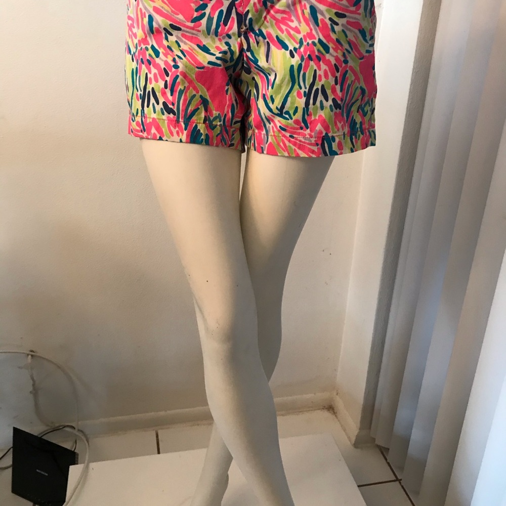 Lilly Pulitzer Callahan Shorts - Picture 5 of 12